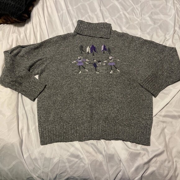 Tanjay Size Large Long Sleeve Sweater Collared Embroidered Ice Skaters - Picture 1 of 15